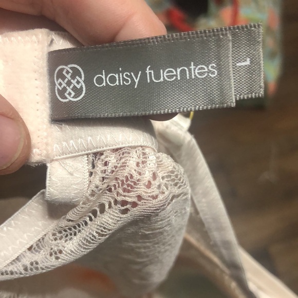 Daisy Fuentes nightgown - Picture 12 of 13